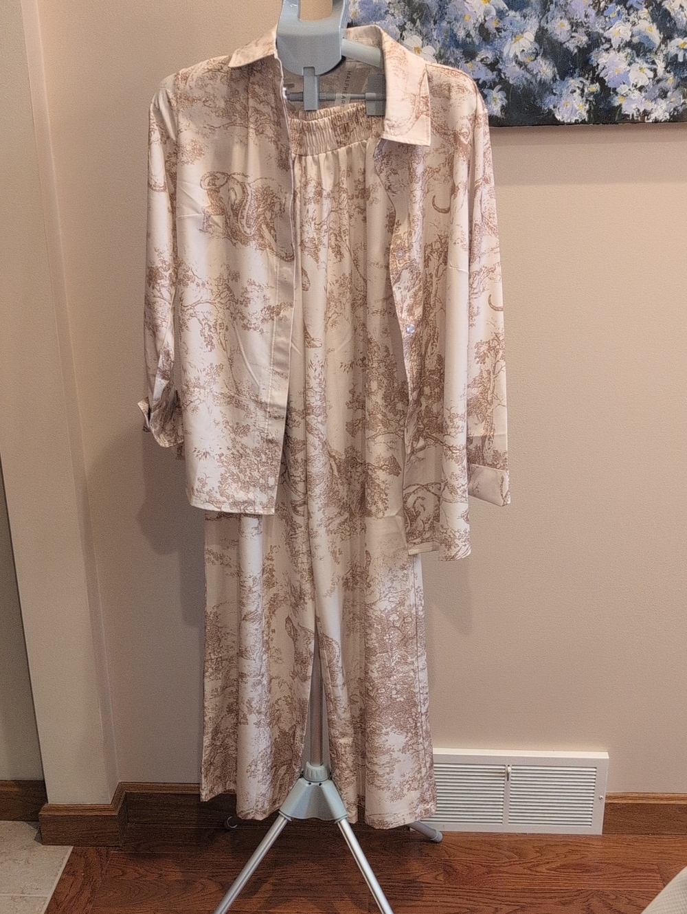 Wide Leg Women’s Pants - Cream Toile Print - Picture 1 of 10